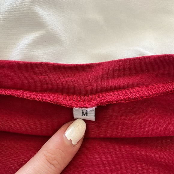 red long sleeve crop top - Picture 3 of 3